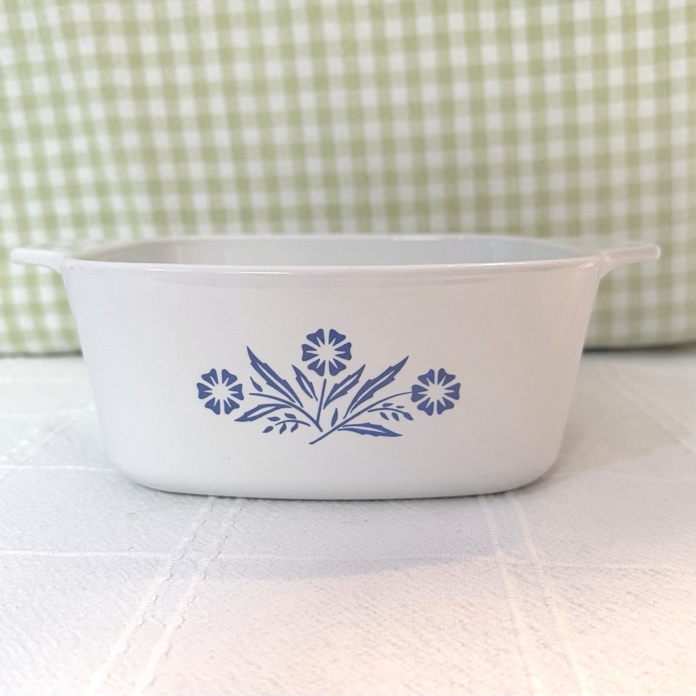 Vintage A-1 1/2-B Corning Ware Blue Cornflower 1.5 Liter casserole‎ Dish no Lid